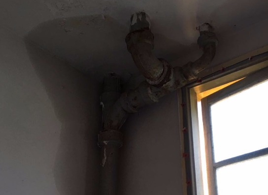 永顺卫生间漏水维修公司专业解读永顺卫生间防水的步骤